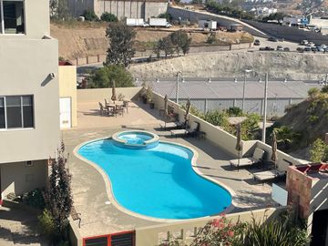 Se Vende casa de 4 recamaras dentro de un coto con acceso Controlado pasando Flamingos.
