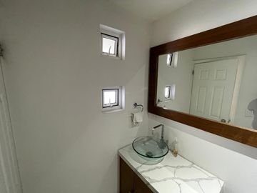 Se Vende casa de 4 recamaras dentro de un coto con acceso Controlado pasando Flamingos.