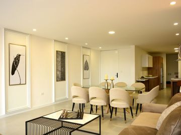En Venta Departamento de Lujo de 3 Dormitorios en Puertas del Sol - Ordoñez Lasso