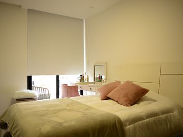 En Venta Departamento de Lujo de 3 Dormitorios en Puertas del Sol - Ordoñez Lasso