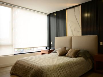 En Venta Departamento de Lujo de 3 Dormitorios en Puertas del Sol - Ordoñez Lasso