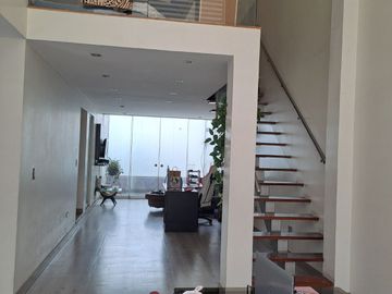 VENDO CHALET DE 4 PISOS EN  URB. SAN ROQUE SURCO