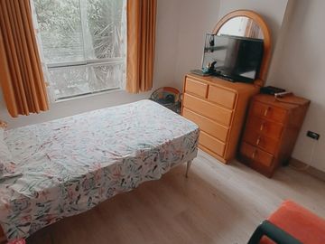 VENDO CHALET DE 4 PISOS EN  URB. SAN ROQUE SURCO