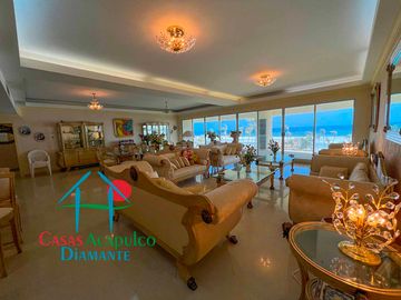 Departamento en venta con hermosa terraza e increíble vista al mar