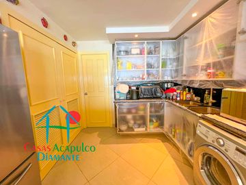 Departamento en venta con hermosa terraza e increíble vista al mar