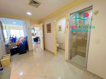 Departamento en venta con hermosa terraza e increíble vista al mar