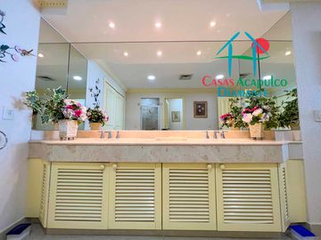 Departamento en venta con hermosa terraza e increíble vista al mar