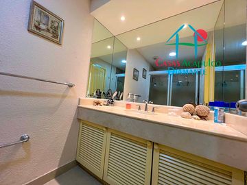Departamento en venta con hermosa terraza e increíble vista al mar