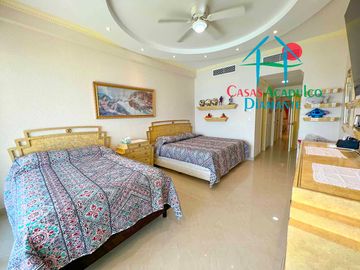 Departamento en venta con hermosa terraza e increíble vista al mar