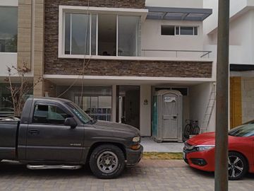 Hermosa casa en MORILLOTLA