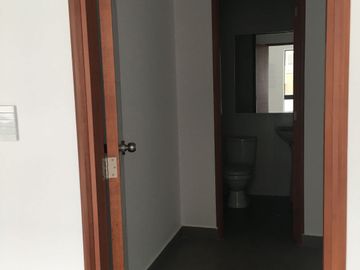 VENTA DE DEPARTAMENTO DE ESTRENO EN AV. DE LOS PRECURSORES SURCO CERCA A CHACARILLA
