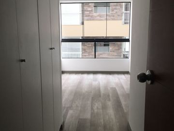 VENTA DE DEPARTAMENTO DE ESTRENO EN AV. DE LOS PRECURSORES SURCO CERCA A CHACARILLA