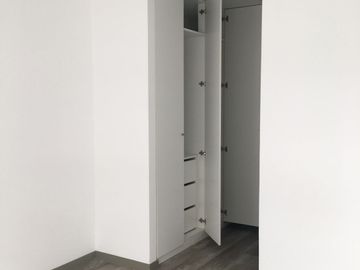 VENTA DE DEPARTAMENTO DE ESTRENO EN AV. DE LOS PRECURSORES SURCO CERCA A CHACARILLA