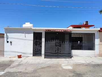 CASA EN VENTA EN LA  COLONIA BACHOCO