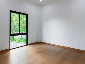 New Modern 3 Bed House in San Phi Suea for Sale