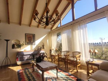 HERMOSA, AMPLIA Y ACOGEDORA CASA EN VENTA COQUIMBO