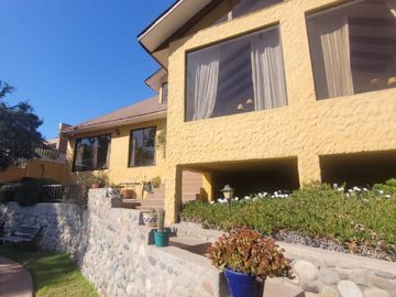 HERMOSA, AMPLIA Y ACOGEDORA CASA EN VENTA COQUIMBO