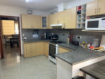 VENDO SAMBORONDÓN BOREAL CASA 3 DORMITORIOS