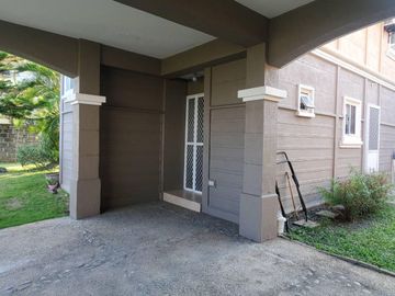 RFO house for sale in  Sta. Rosa Estates 2 with covered Car Garage