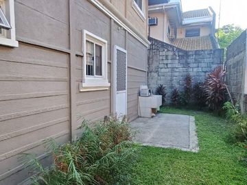 RFO house for sale in  Sta. Rosa Estates 2 with covered Car Garage