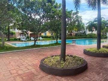 RFO house for sale in  Sta. Rosa Estates 2 with covered Car Garage