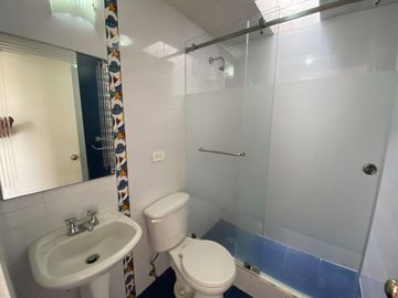 Casa en Venta de 3 Dormitorios en Tumbaco Quito