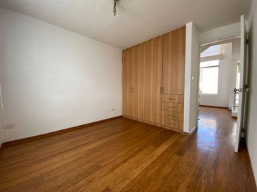 Casa en Venta de 3 Dormitorios en Tumbaco Quito