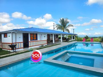FINCA DE ALQUILER CON SALÓN DE EVENTOS EN ARRIENDO PEREIRA, EJE CAFETERO