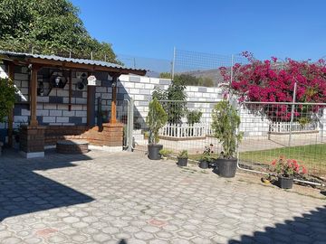 VENDO QUINTA  DE OPORTUNIDAD  GUAYLLABAMBA