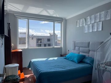 Vendo pequeña quinta de OPORTUNIDAD  en el centro  de Guayllabamba