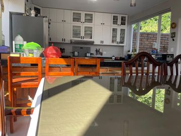 Vendo pequeña quinta de OPORTUNIDAD  en el centro  de Guayllabamba