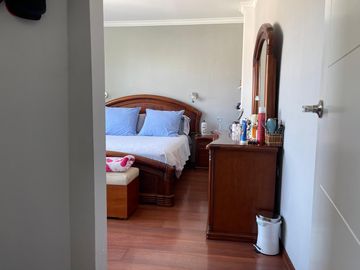 VENDO QUINTA  DE OPORTUNIDAD  GUAYLLABAMBA