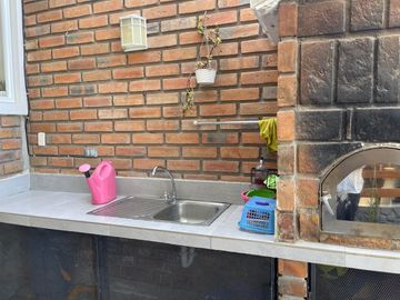 VENDO QUINTA  DE OPORTUNIDAD  GUAYLLABAMBA