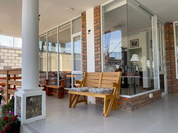 VENDO QUINTA  DE OPORTUNIDAD  GUAYLLABAMBA