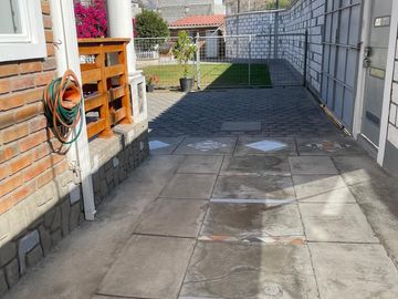 VENDO QUINTA  DE OPORTUNIDAD  GUAYLLABAMBA