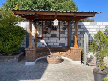 VENDO QUINTA  DE OPORTUNIDAD  GUAYLLABAMBA