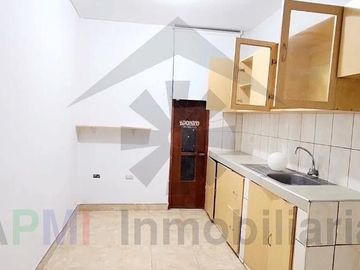REMATE DE DEPARTAMENTO CON COCHERA EN URBANIZACIÓN LATINA DE CHICLAYO
