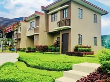 2 bedroom Townhouse Angelique Inner Rfo Unit Selling Fast for Sale in Lumina Homes Sto. Tomas, Batangas