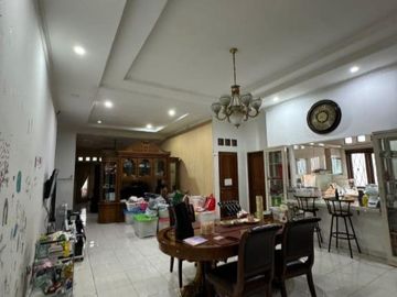 Dijual Cepat Rumah Hitung Tanah di Kemang Timur Harga Dibawah NJOP