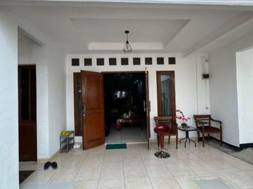 Dijual Cepat Rumah Hitung Tanah di Kemang Timur Harga Dibawah NJOP