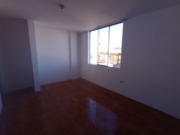 Se vende departamento ubicado en Cerro Colorado-Segundo piso