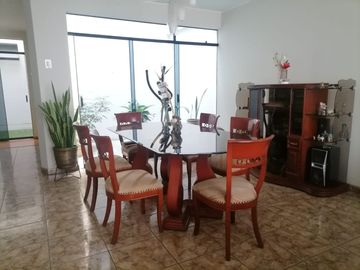 DPTO VENTA X CDRA 34 AV EL CORREGIDOR 130 m2 URB PORTADA DEL SOL LA MOLINA
