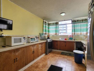En venta  propiedad independiente sector Granda Centeno, super maxi, teleamazonas , hospital Voz Andes