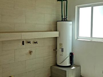 Venta de casa con 5 recamaras y estudio en Cumbres del Lago Juriquilla
