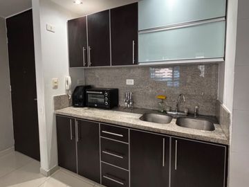 ALQUILER APARTAMENTO AMOBLADO EN CACIQUE