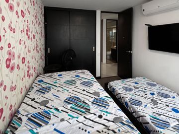 ALQUILER APARTAMENTO AMOBLADO EN CACIQUE