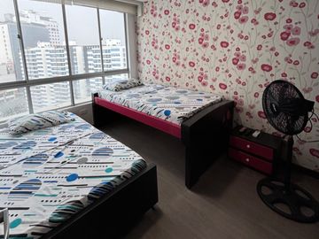 ALQUILER APARTAMENTO AMOBLADO EN CACIQUE