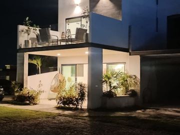 Casa con 16 casa con alberca a 15 minutos de Cuernavaca Morelos