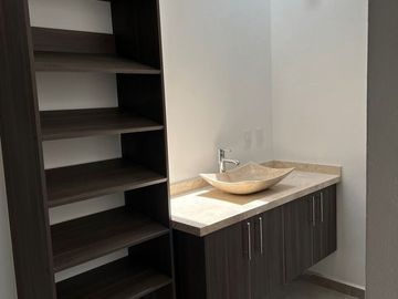 CASA HECTOR EN CORREGIDORA