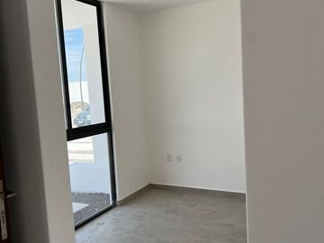 CASA HECTOR EN CORREGIDORA